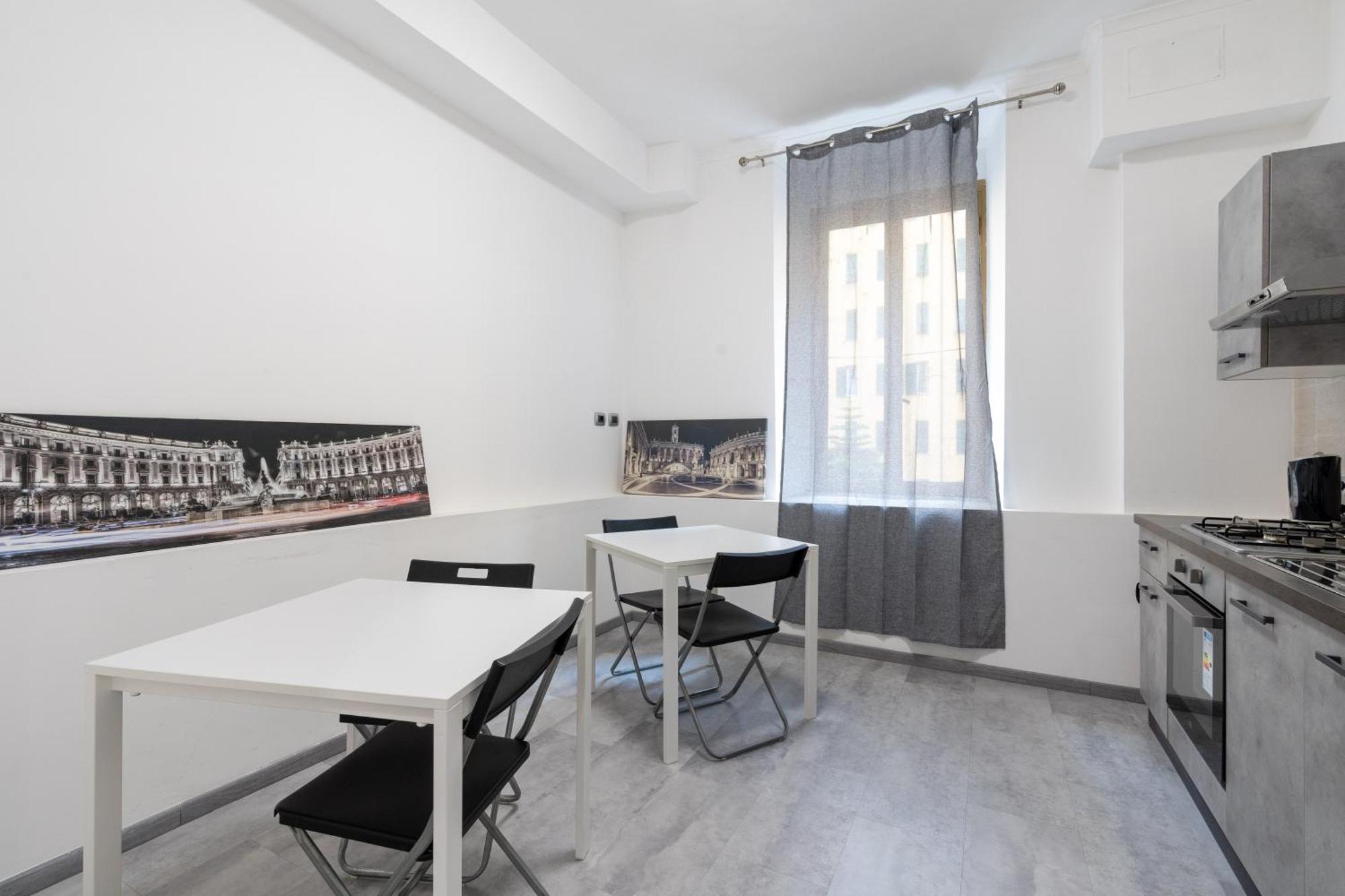 Amazing Apartment Near To Colosseo And Subway Rome Luaran gambar